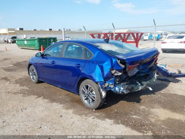 Photo 2 VIN: 3KPF24AD1RE703351 - KIA FORTE 