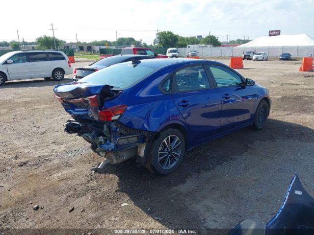 Photo 3 VIN: 3KPF24AD1RE703351 - KIA FORTE 