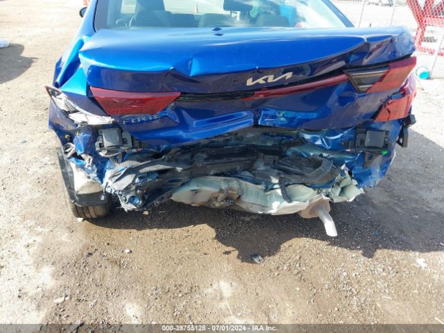 Photo 5 VIN: 3KPF24AD1RE703351 - KIA FORTE 