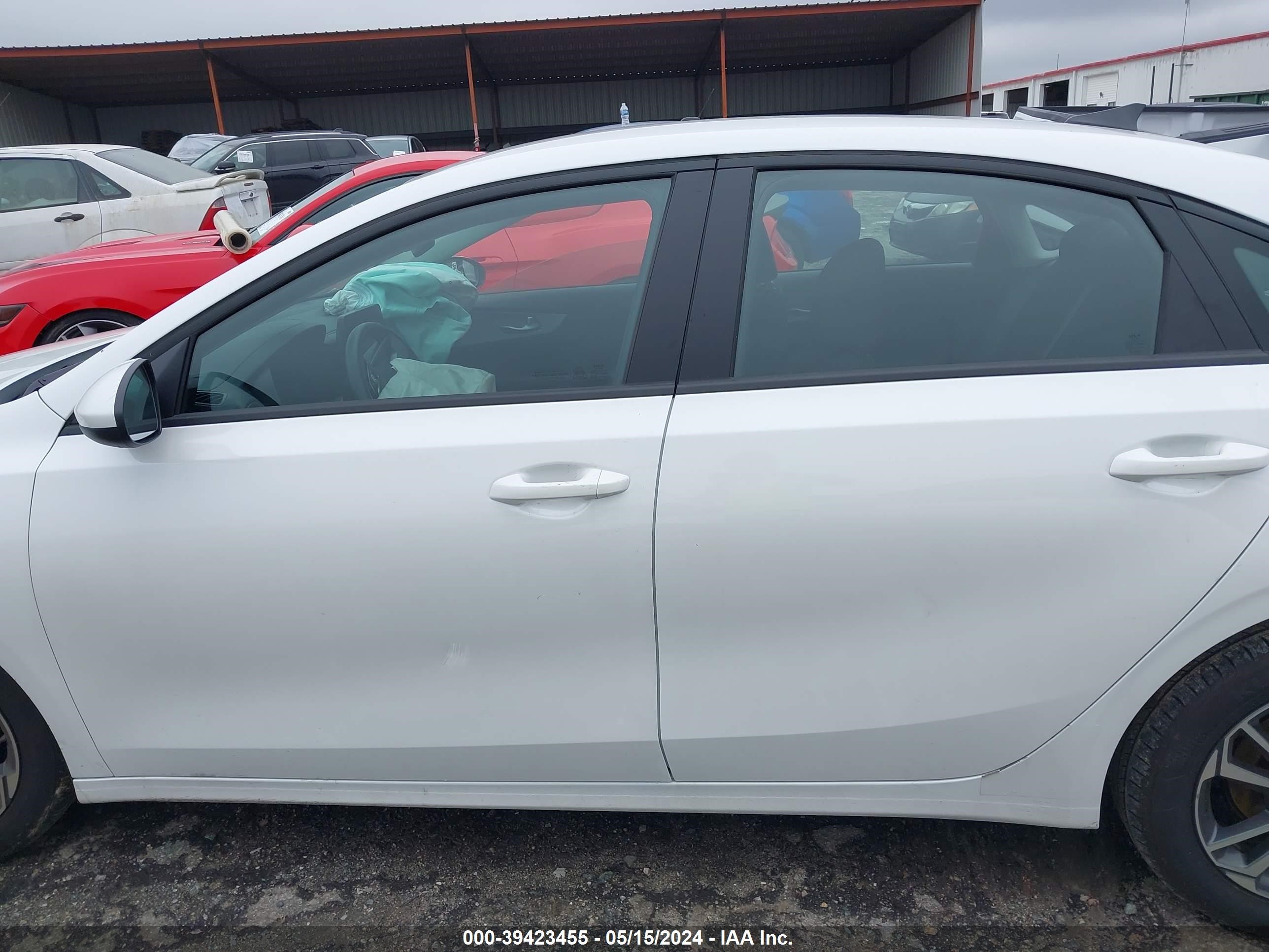 Photo 13 VIN: 3KPF24AD1RE736205 - KIA FORTE 