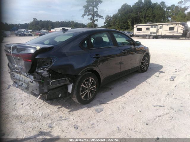 Photo 3 VIN: 3KPF24AD1RE758883 - KIA FORTE 