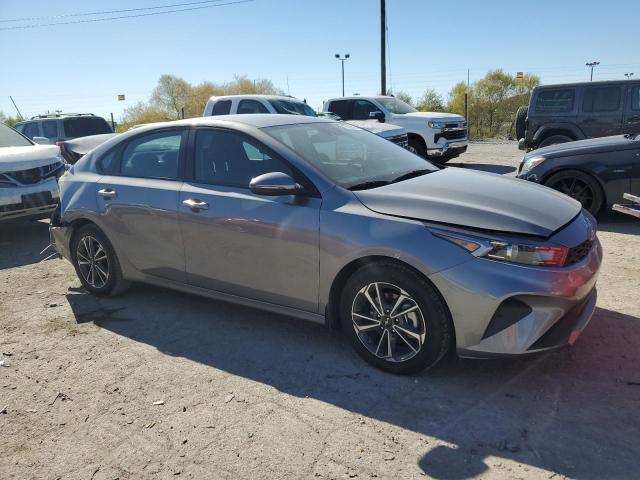 Photo 3 VIN: 3KPF24AD1RE811419 - KIA FORTE LX 