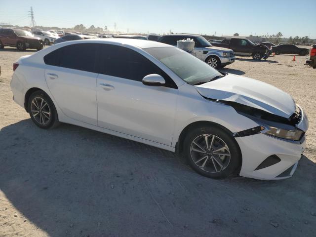 Photo 3 VIN: 3KPF24AD1RE818645 - KIA FORTE LX 