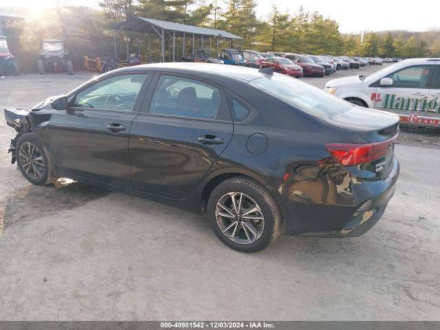 Photo 2 VIN: 3KPF24AD1RE825224 - KIA FORTE 