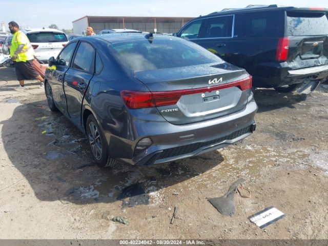 Photo 2 VIN: 3KPF24AD1RE826809 - KIA FORTE 