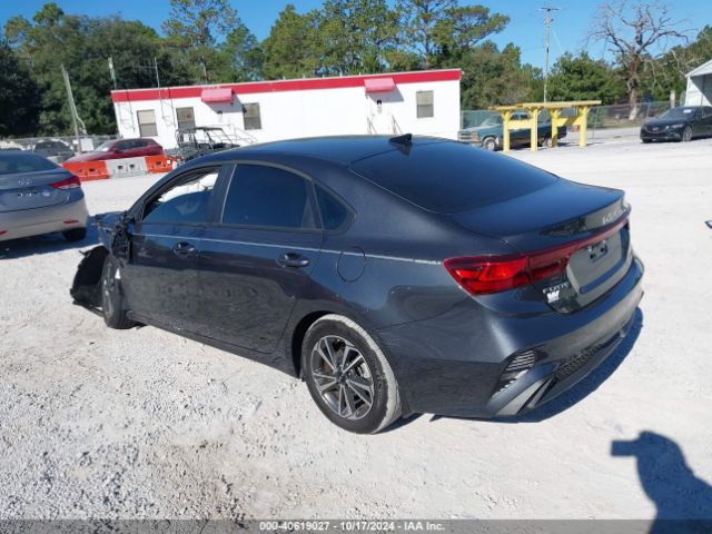 Photo 2 VIN: 3KPF24AD1RE833680 - KIA FORTE 