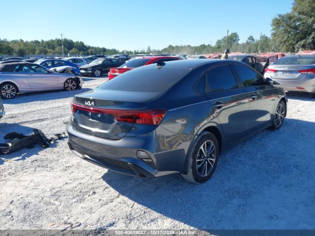 Photo 3 VIN: 3KPF24AD1RE833680 - KIA FORTE 