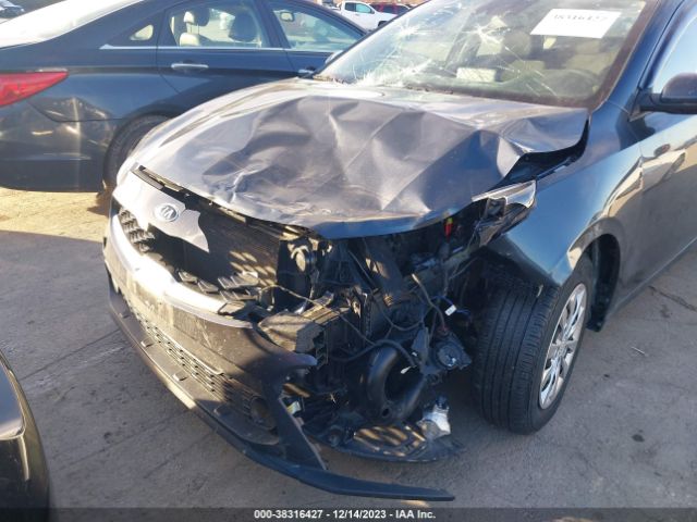 Photo 5 VIN: 3KPF24AD2KE009838 - KIA FORTE 