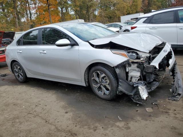 Photo 3 VIN: 3KPF24AD2KE014568 - KIA FORTE 