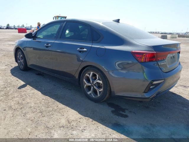 Photo 2 VIN: 3KPF24AD2KE055945 - KIA FORTE 