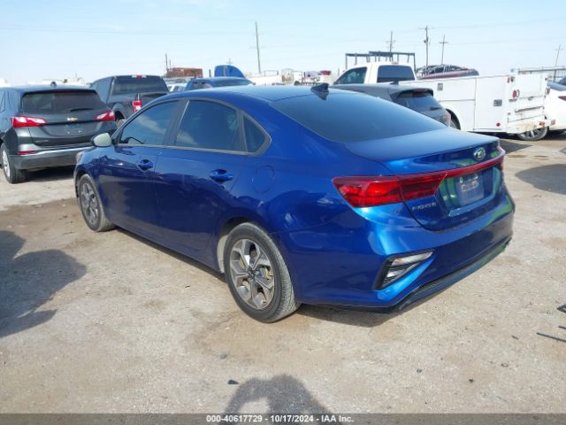 Photo 2 VIN: 3KPF24AD2KE059915 - KIA FORTE 