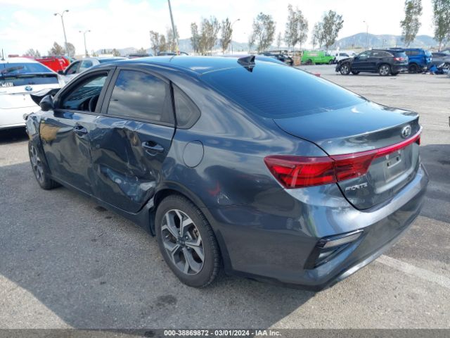 Photo 2 VIN: 3KPF24AD2KE093255 - KIA FORTE 