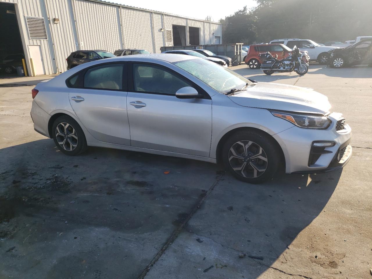 Photo 3 VIN: 3KPF24AD2KE113858 - KIA FORTE 