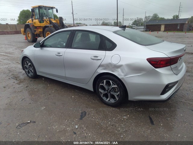 Photo 2 VIN: 3KPF24AD2KE117716 - KIA FORTE 