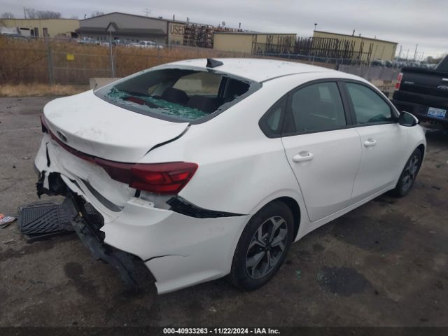 Photo 3 VIN: 3KPF24AD2LE188769 - KIA FORTE 