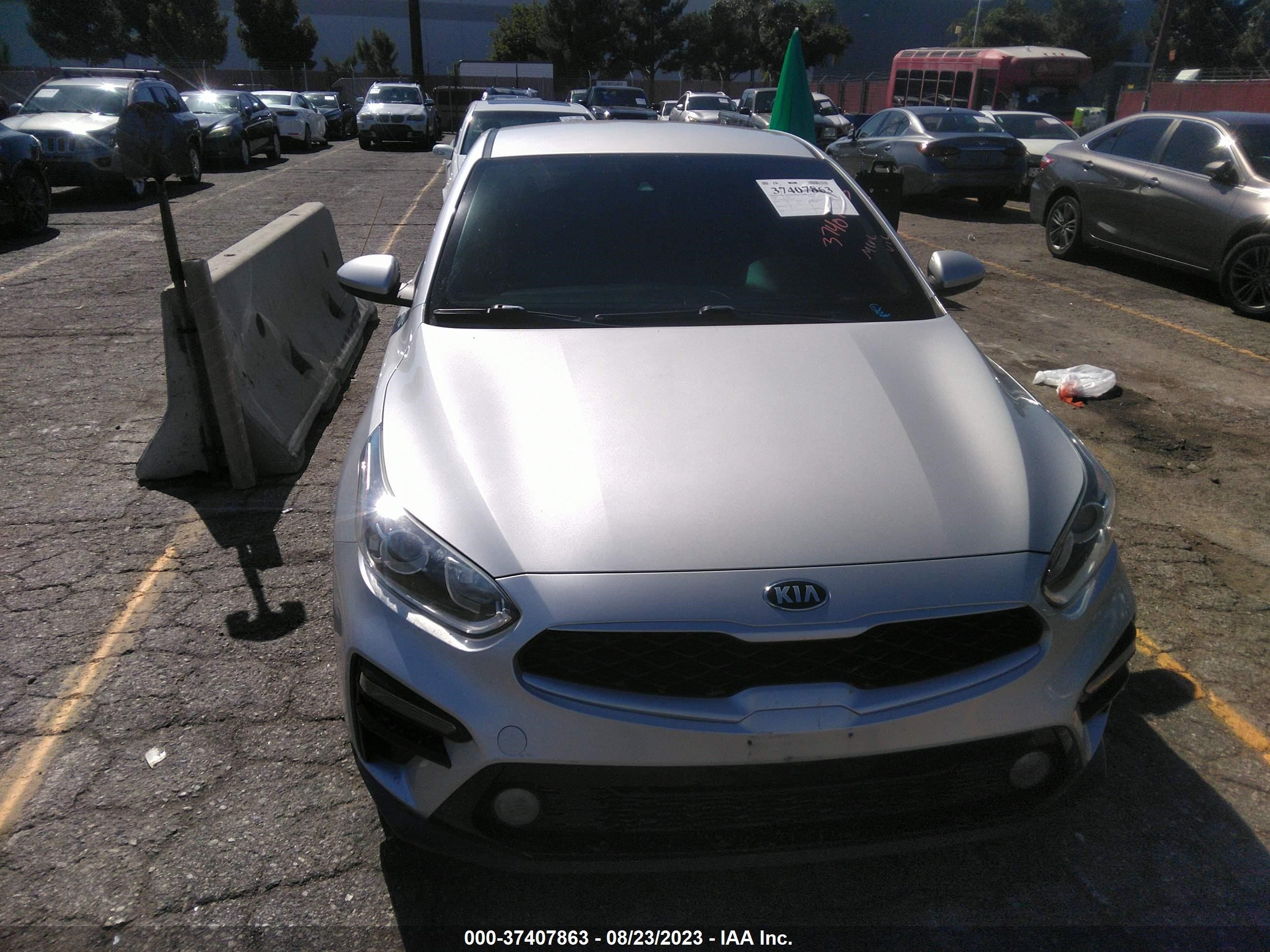 Photo 11 VIN: 3KPF24AD2LE204291 - KIA FORTE 