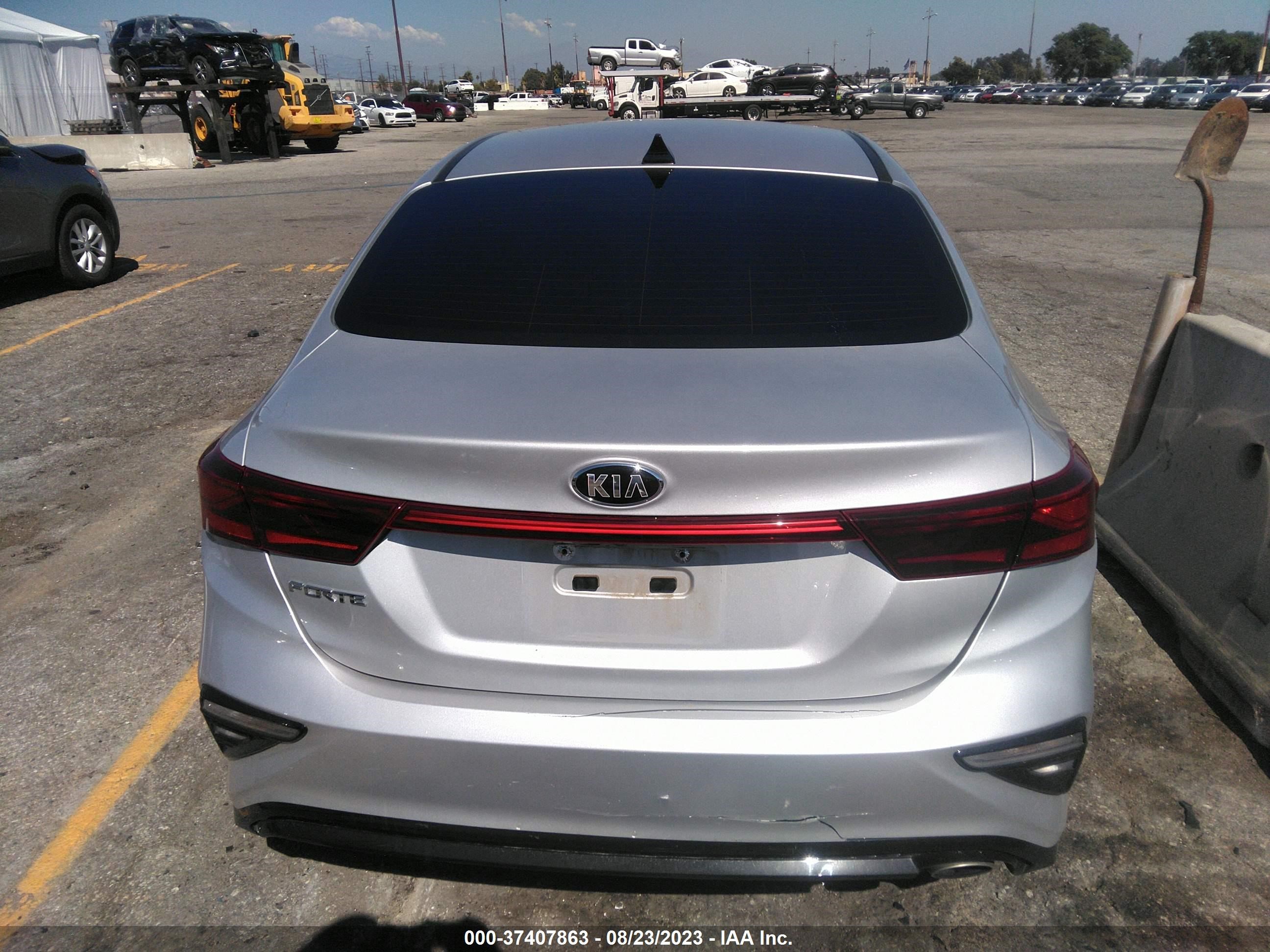 Photo 15 VIN: 3KPF24AD2LE204291 - KIA FORTE 