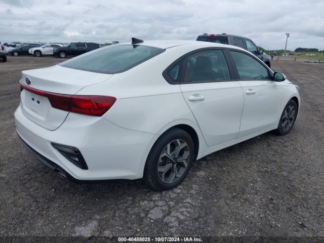 Photo 3 VIN: 3KPF24AD2LE213590 - KIA FORTE 