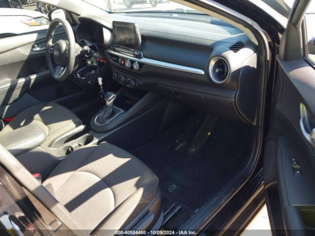 Photo 4 VIN: 3KPF24AD2LE228025 - KIA FORTE 