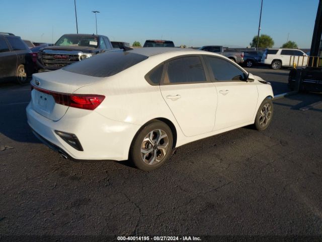 Photo 3 VIN: 3KPF24AD2LE257086 - KIA FORTE 