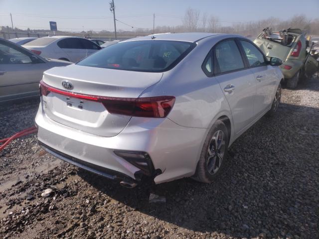 Photo 3 VIN: 3KPF24AD2ME266257 - KIA FORTE FE 