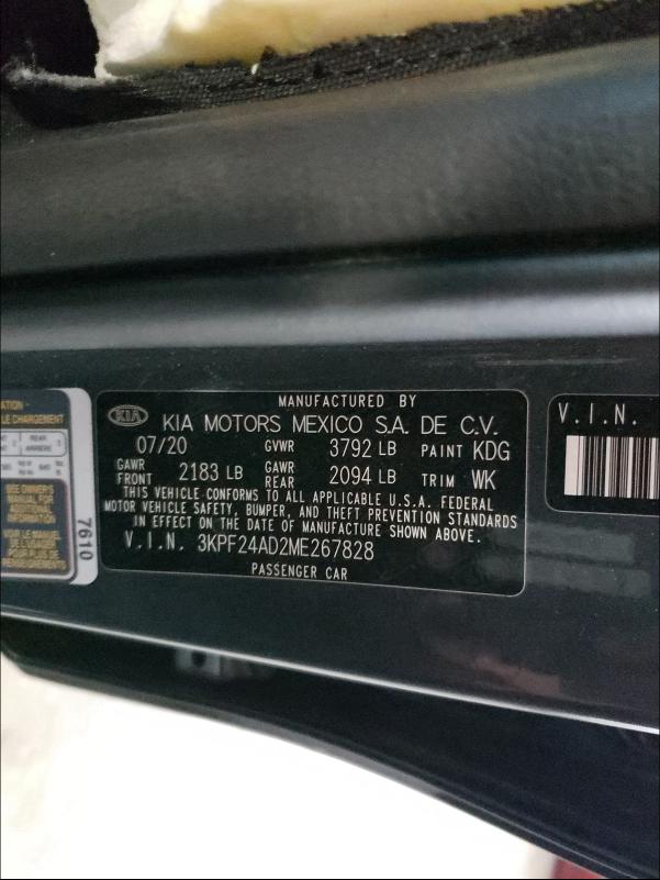 Photo 9 VIN: 3KPF24AD2ME267828 - KIA FORTE FE 