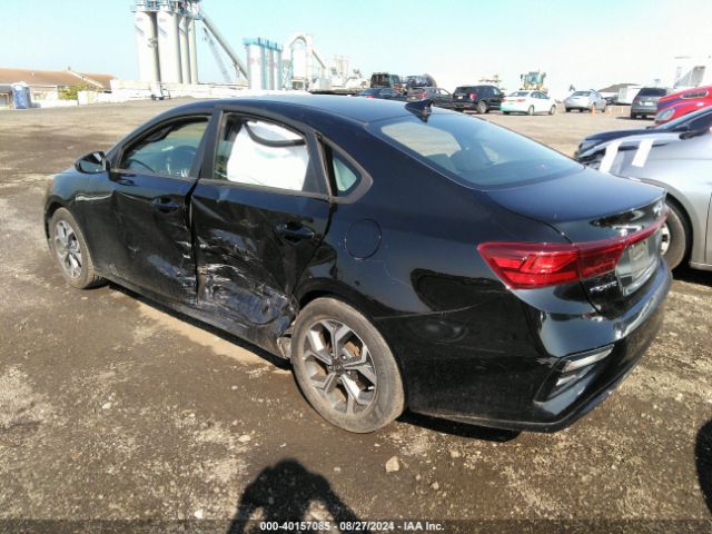 Photo 2 VIN: 3KPF24AD2ME273810 - KIA FORTE 