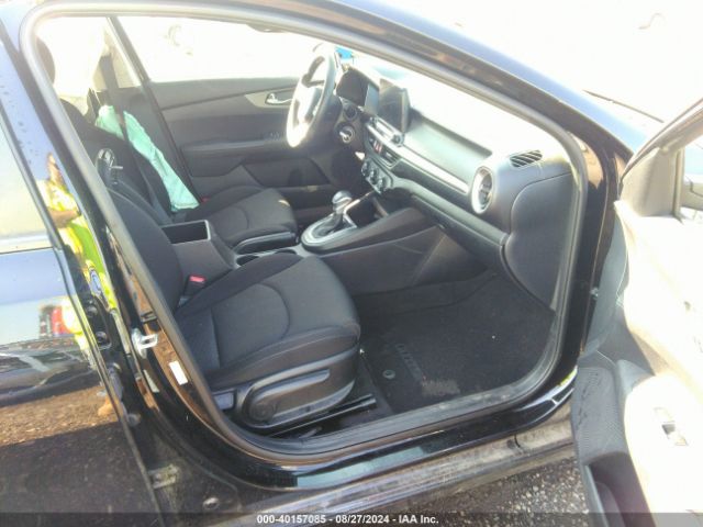 Photo 4 VIN: 3KPF24AD2ME273810 - KIA FORTE 