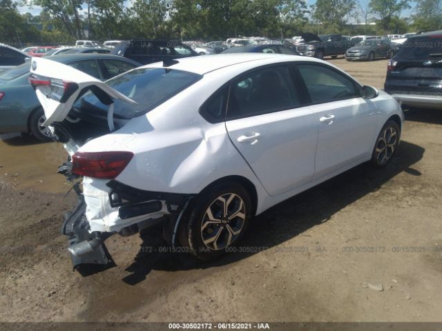 Photo 3 VIN: 3KPF24AD2ME287738 - KIA FORTE 