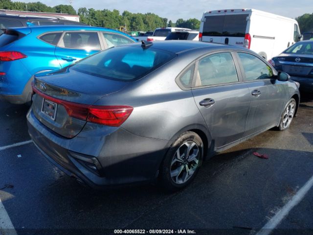 Photo 3 VIN: 3KPF24AD2ME290932 - KIA FORTE 