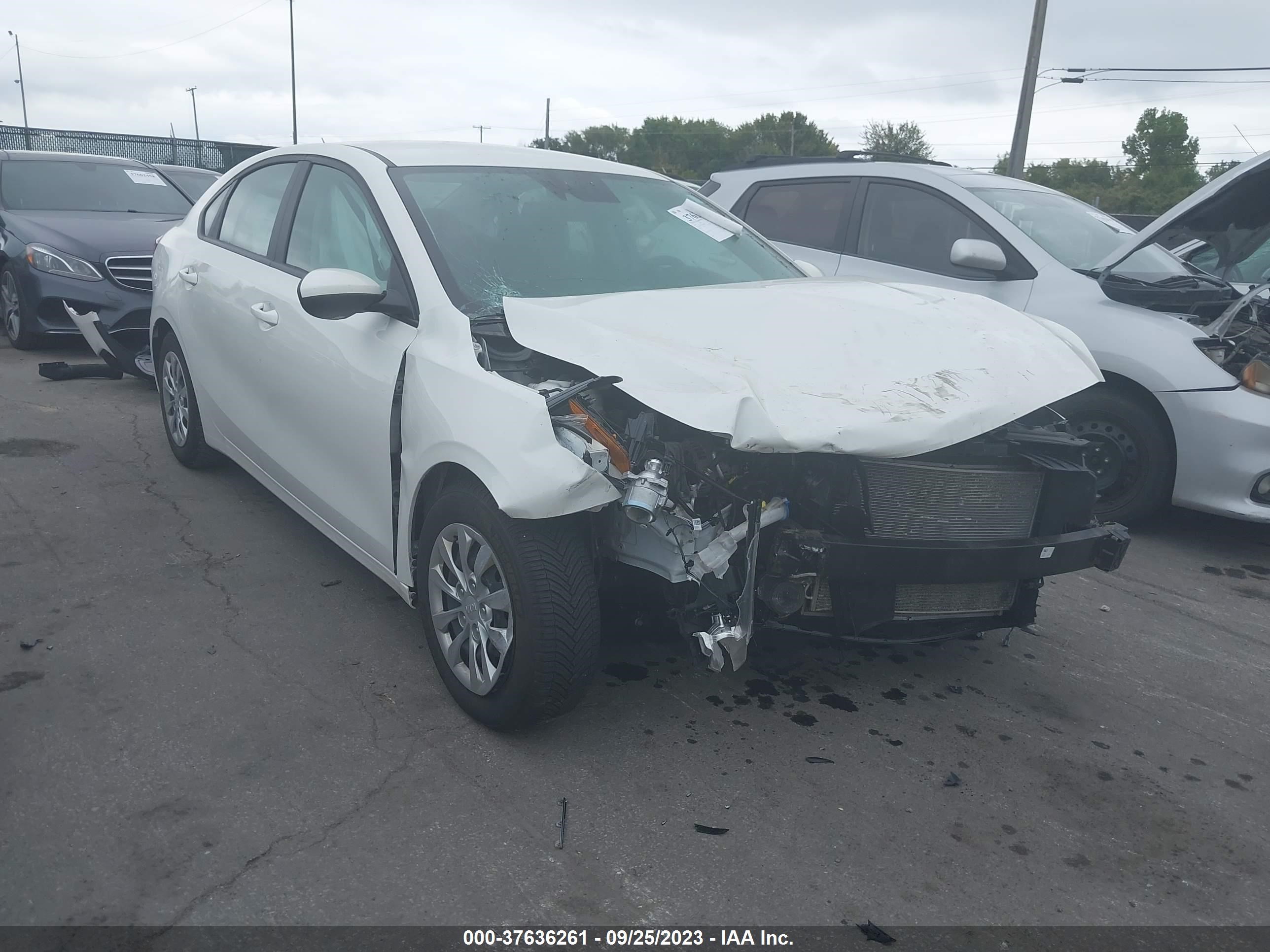 Photo 5 VIN: 3KPF24AD2ME298917 - KIA FORTE 