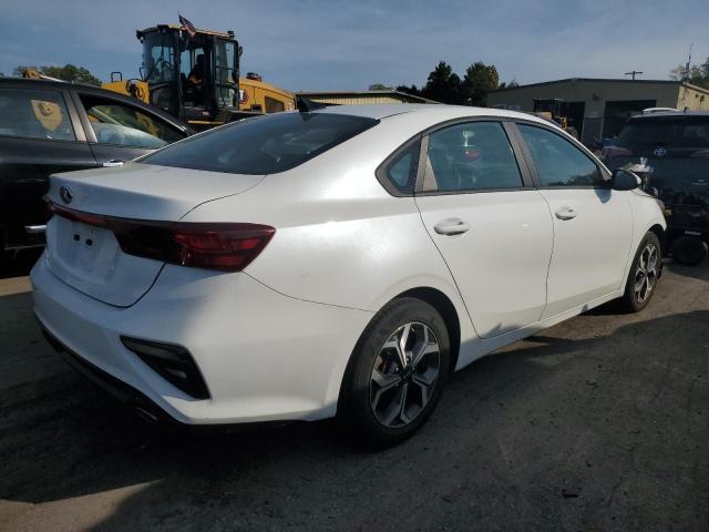 Photo 2 VIN: 3KPF24AD2ME317966 - KIA FORTE FE 