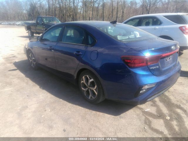 Photo 2 VIN: 3KPF24AD2ME326022 - KIA FORTE 