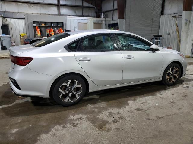 Photo 2 VIN: 3KPF24AD2ME327915 - KIA FORTE 