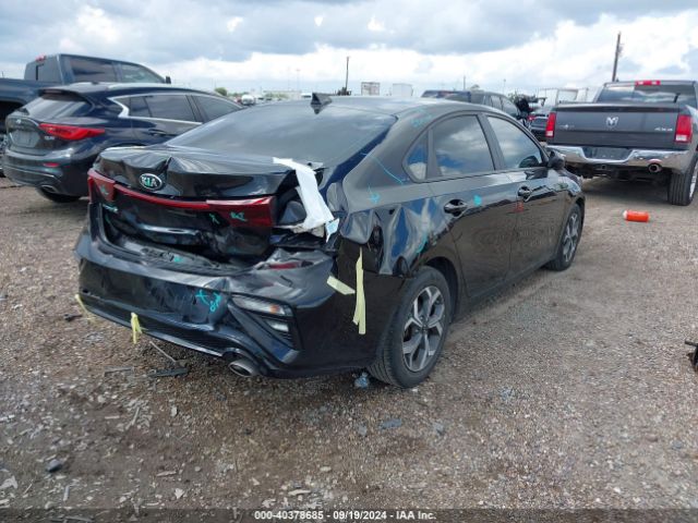 Photo 3 VIN: 3KPF24AD2ME330555 - KIA FORTE 