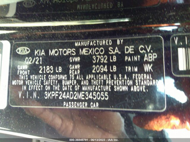 Photo 8 VIN: 3KPF24AD2ME345055 - KIA FORTE 