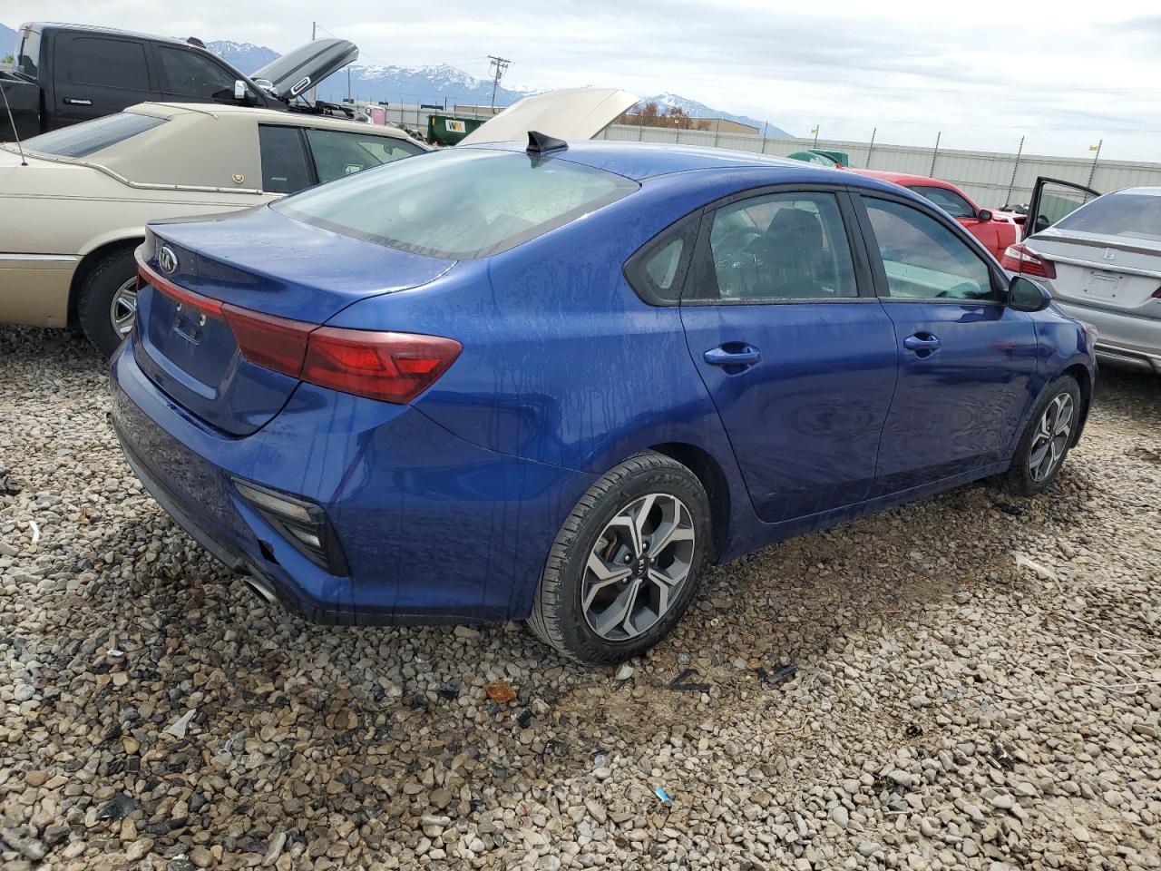 Photo 2 VIN: 3KPF24AD2ME364043 - KIA FORTE 