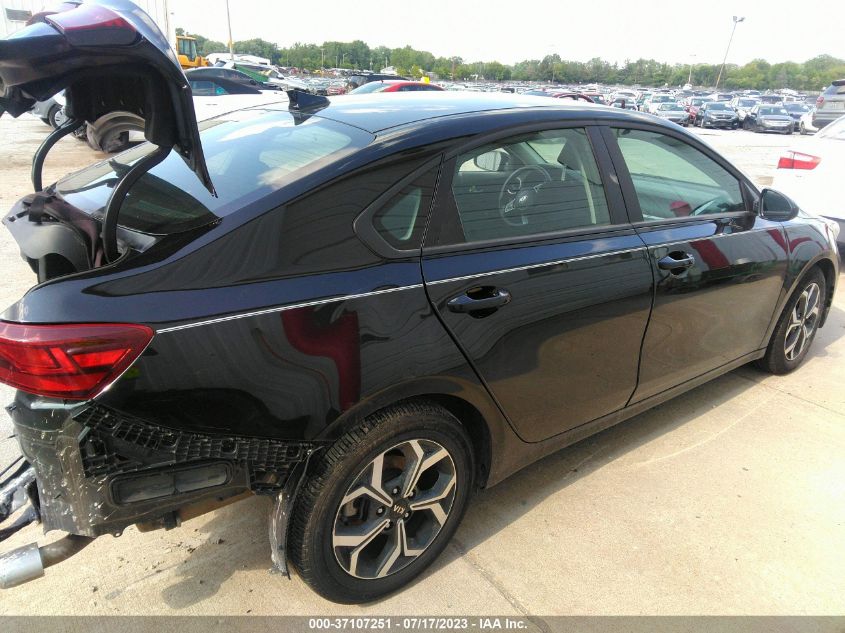 Photo 3 VIN: 3KPF24AD2ME384082 - KIA FORTE 