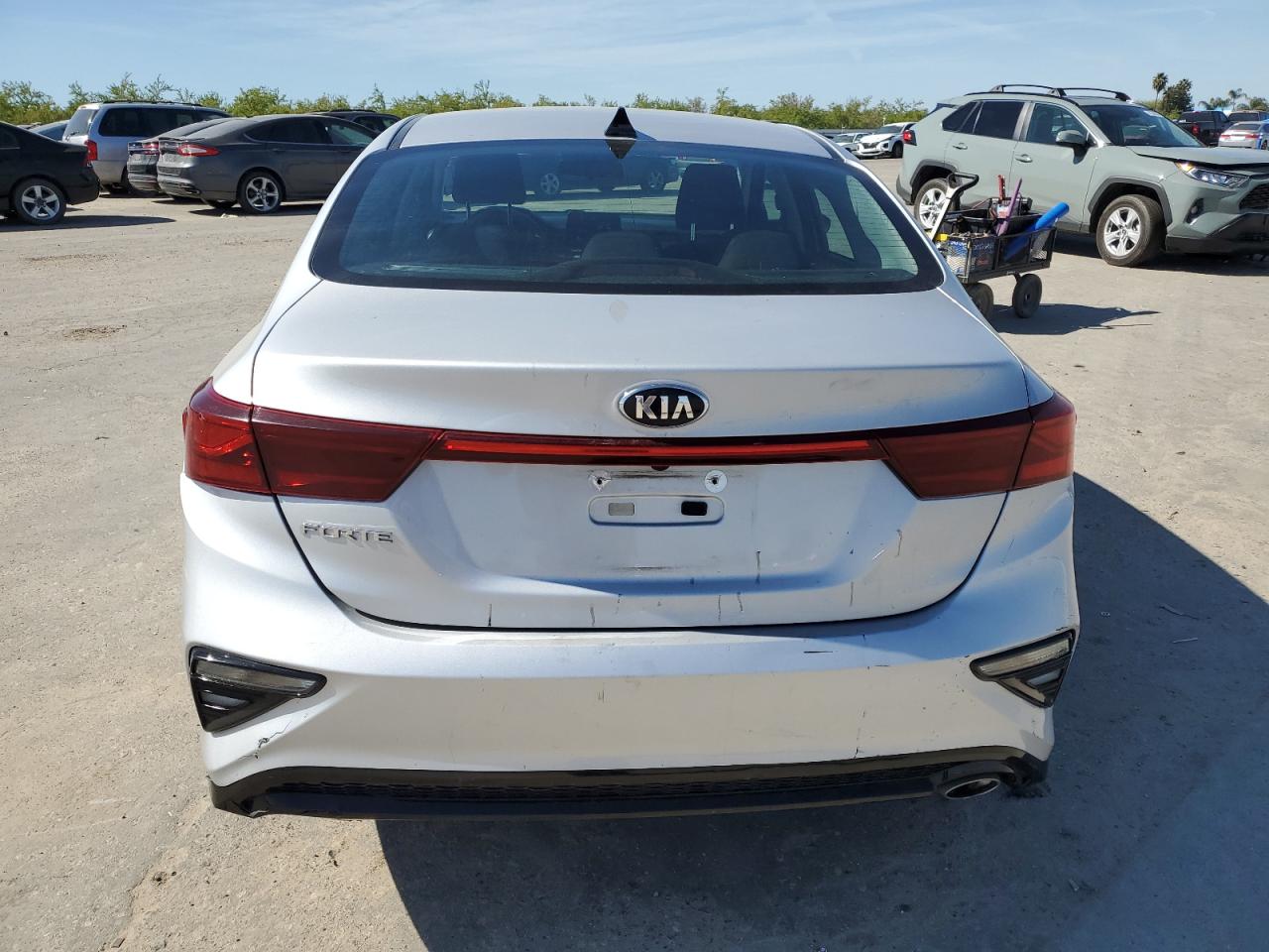 Photo 5 VIN: 3KPF24AD2ME387614 - KIA FORTE 