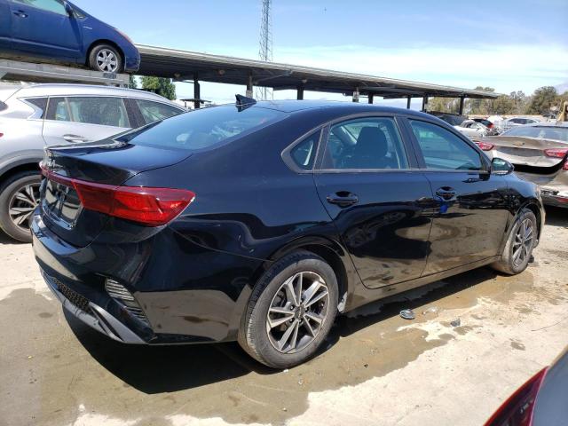 Photo 2 VIN: 3KPF24AD2NE416384 - KIA FORTE FE 