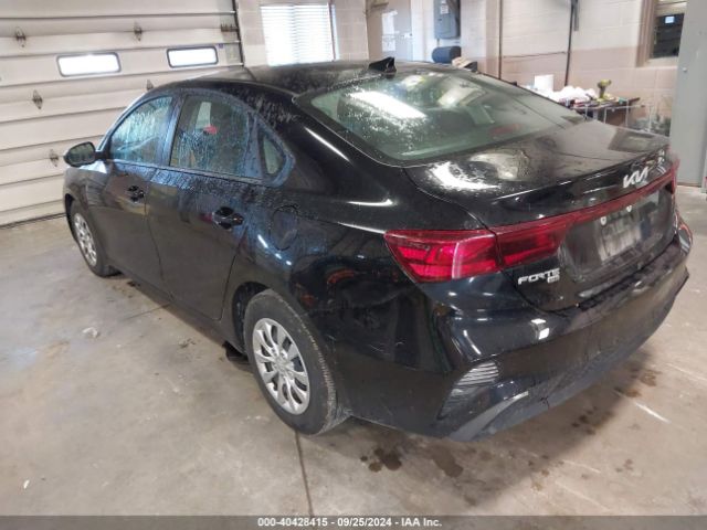 Photo 2 VIN: 3KPF24AD2NE430527 - KIA FORTE 