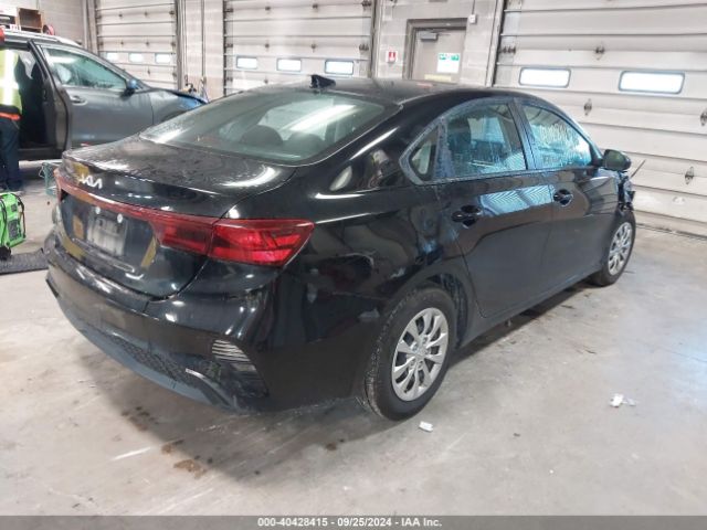 Photo 3 VIN: 3KPF24AD2NE430527 - KIA FORTE 