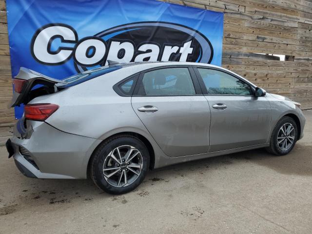 Photo 2 VIN: 3KPF24AD2NE456688 - KIA FORTE 