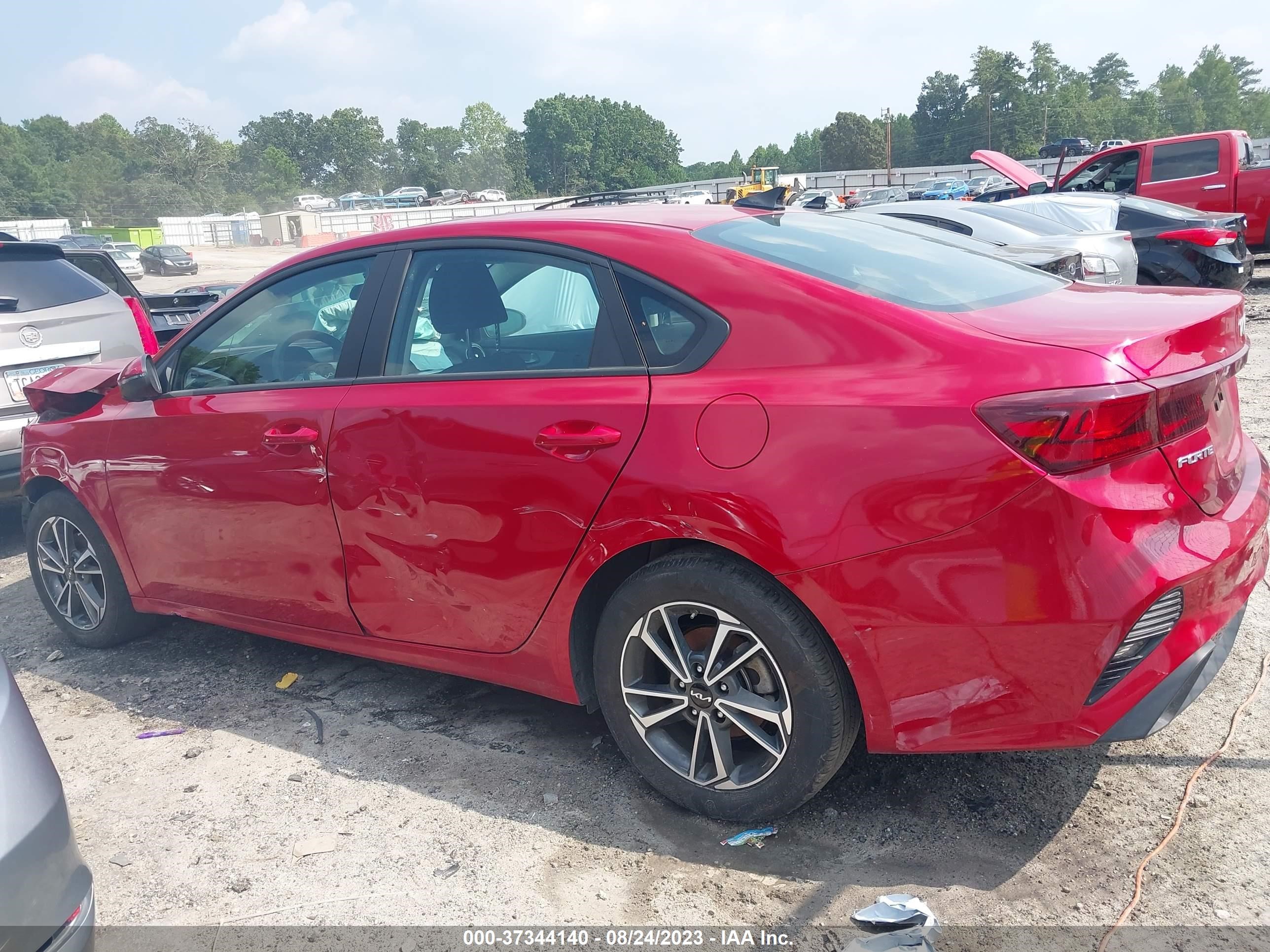 Photo 13 VIN: 3KPF24AD2NE467819 - KIA FORTE 