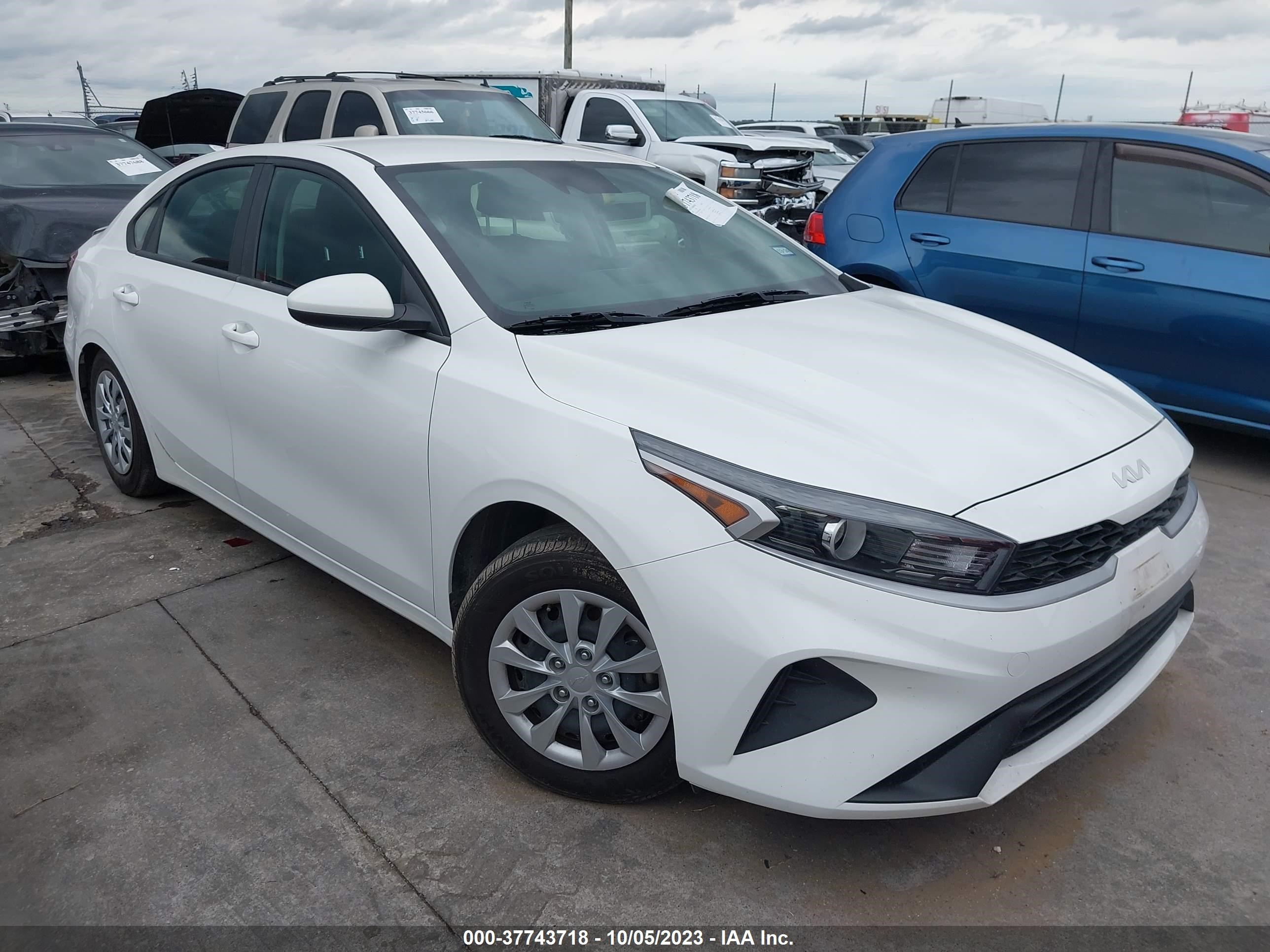 Photo 0 VIN: 3KPF24AD2NE474981 - KIA FORTE 