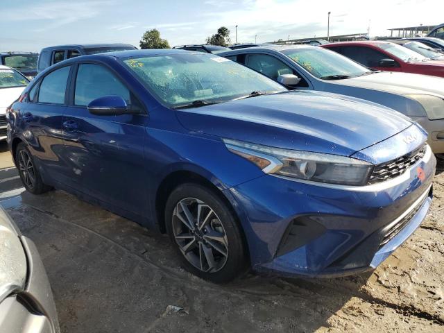 Photo 3 VIN: 3KPF24AD2NE486175 - KIA FORTE FE 