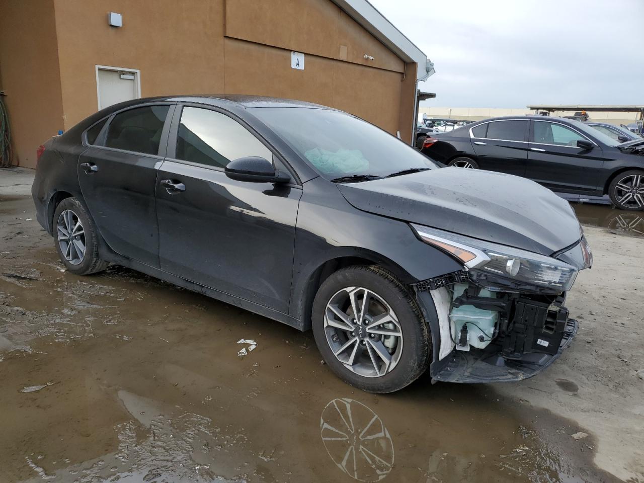 Photo 3 VIN: 3KPF24AD2NE488525 - KIA FORTE 