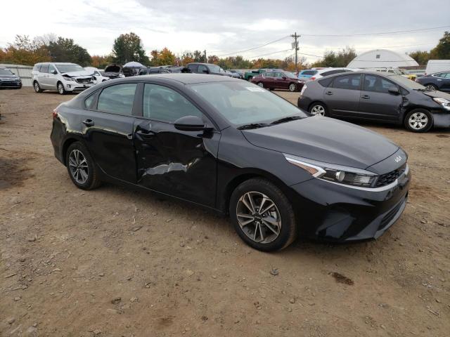 Photo 3 VIN: 3KPF24AD2NE503427 - KIA FORTE 