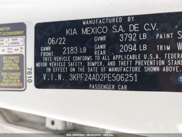 Photo 8 VIN: 3KPF24AD2PE506251 - KIA FORTE 