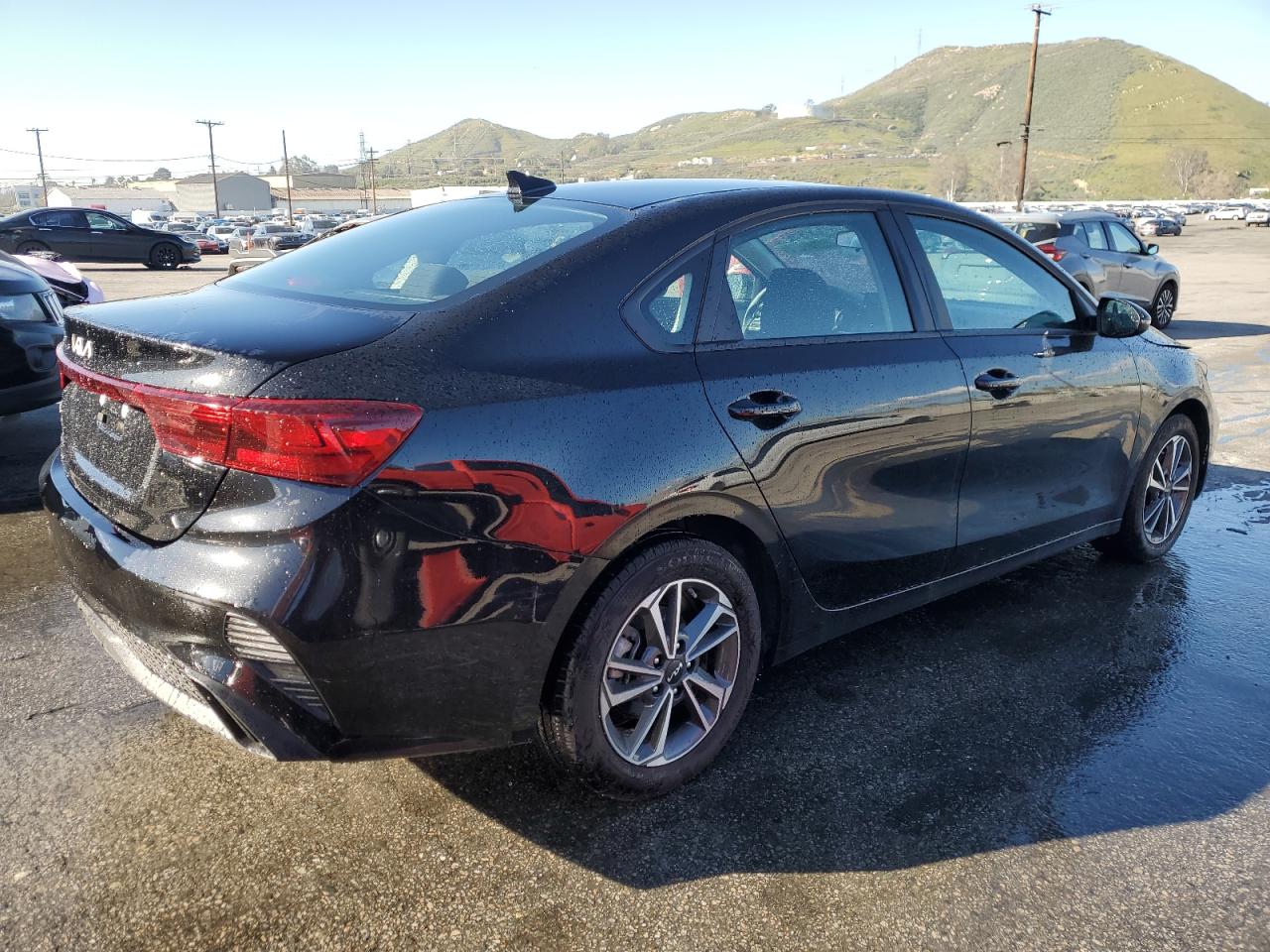 Photo 2 VIN: 3KPF24AD2PE510462 - KIA FORTE 